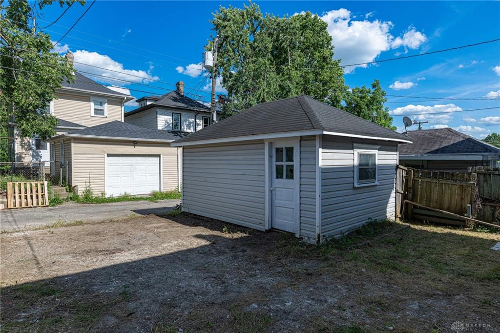 636 Wilfred Property Photo 27