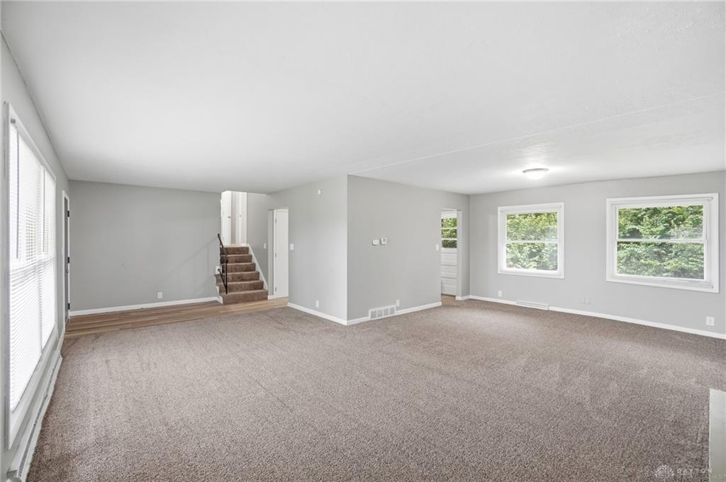 316 E Doris Property Photo 10