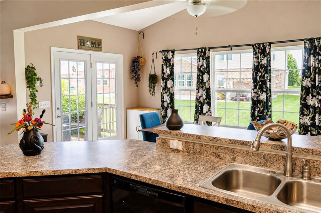 1555 Cedar Creek Property Photo 8