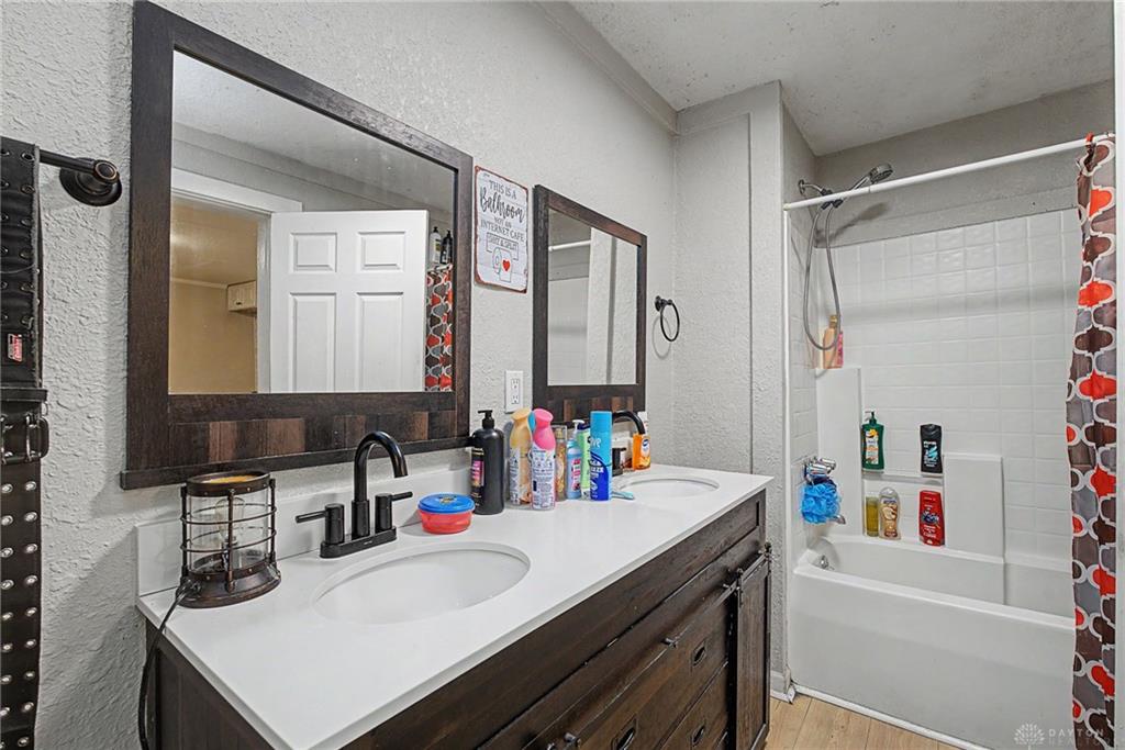 533 Parrot Property Photo 10