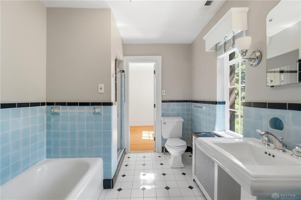 133 W Hadley Property Photo 45
