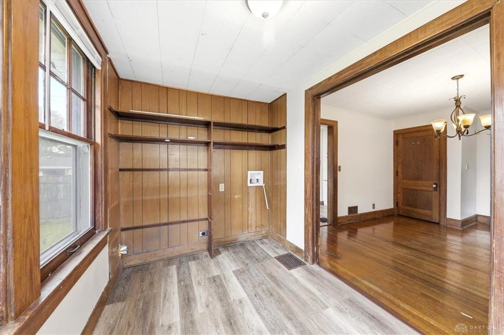 39 Cliff Property Photo 10