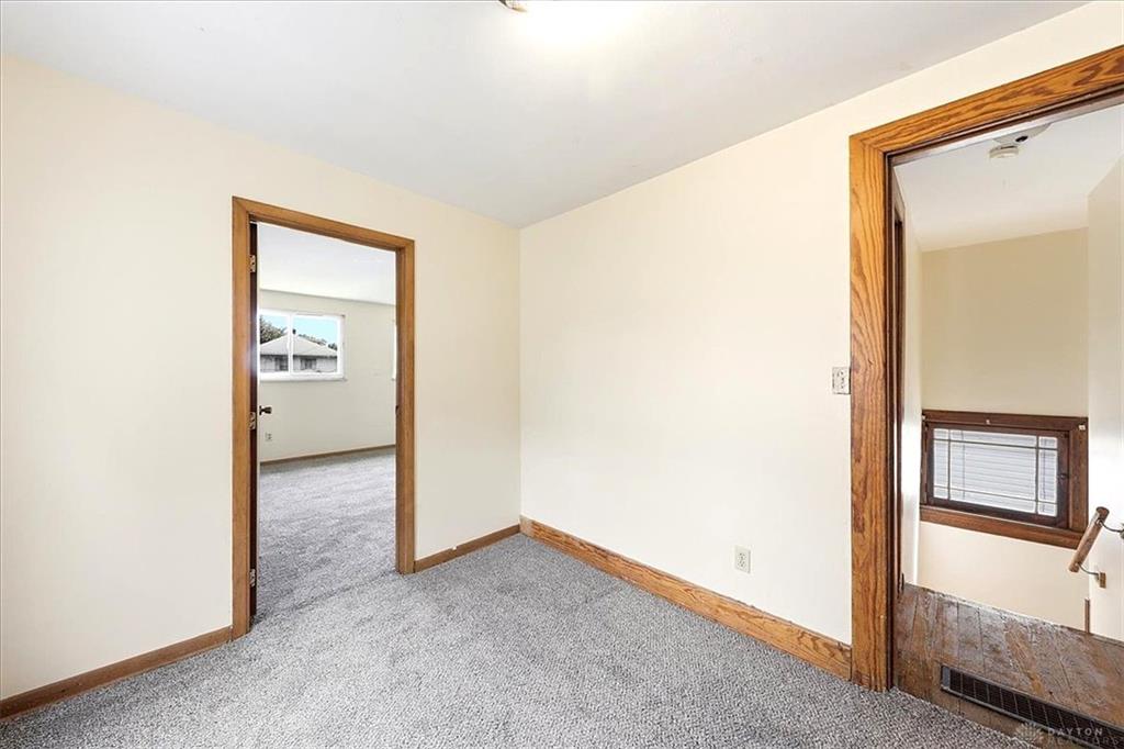 39 Cliff Property Photo 18
