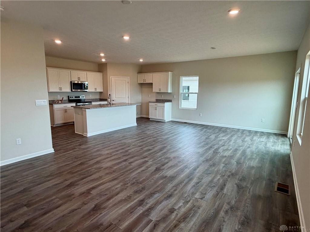 468 Hollywood Property Photo 16