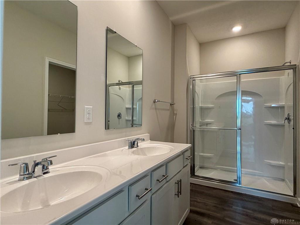 468 Hollywood Property Photo 18