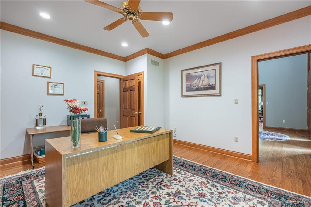 514 Shambord Property Photo 33