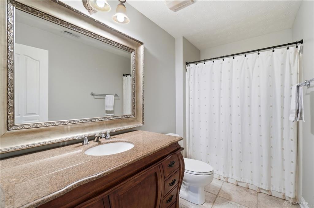 295 N Hills Property Photo 35