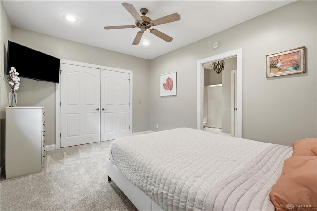 295 N Hills Property Photo 45
