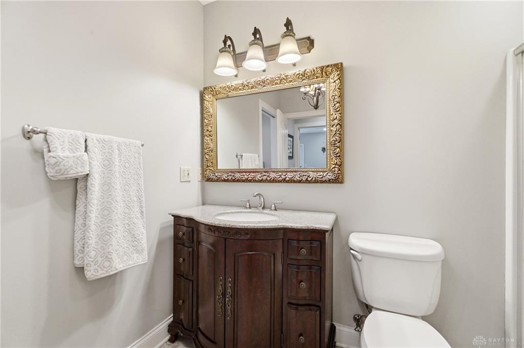295 N Hills Property Photo 48