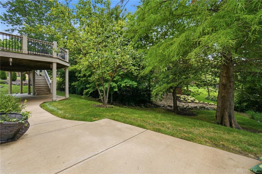 295 N Hills Property Photo 55