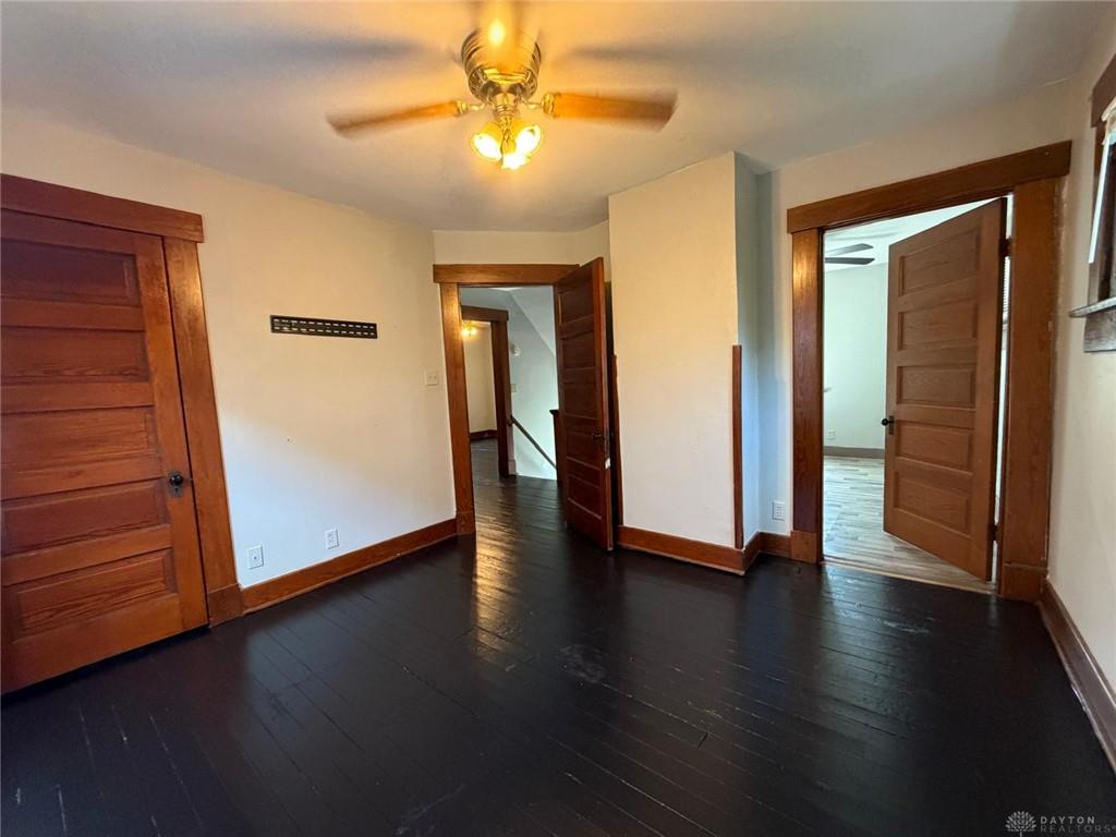 23 E Parkwood Property Photo 13