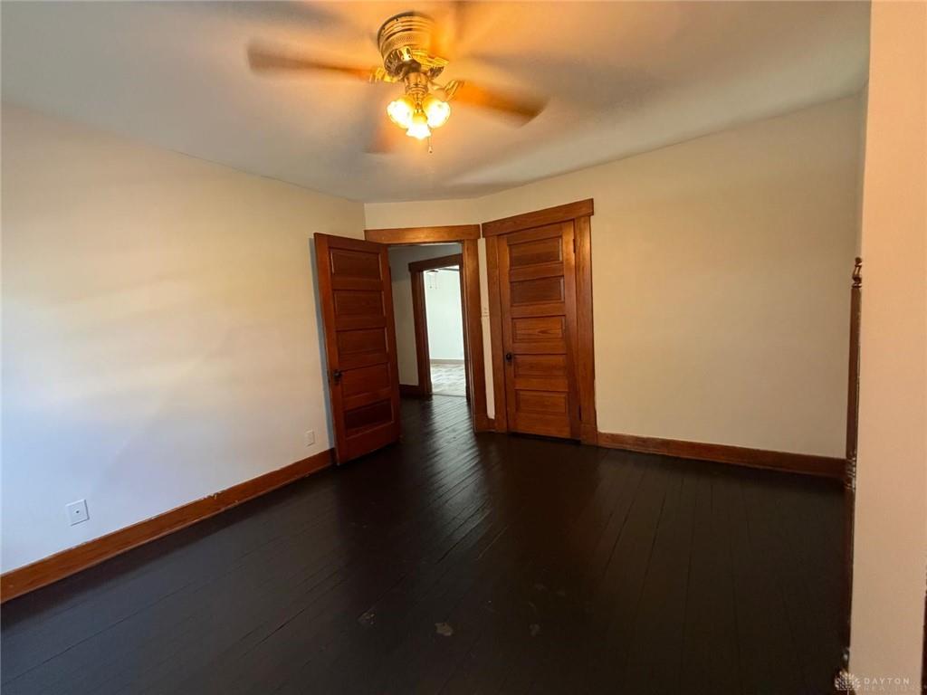23 E Parkwood Property Photo 14