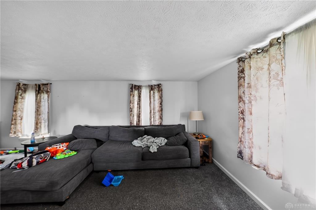 1005 Aukerman Property Photo 4