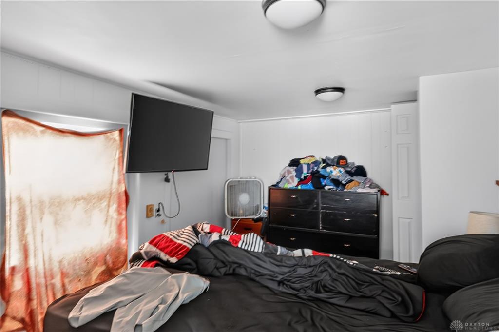 1005 Aukerman Property Photo 13