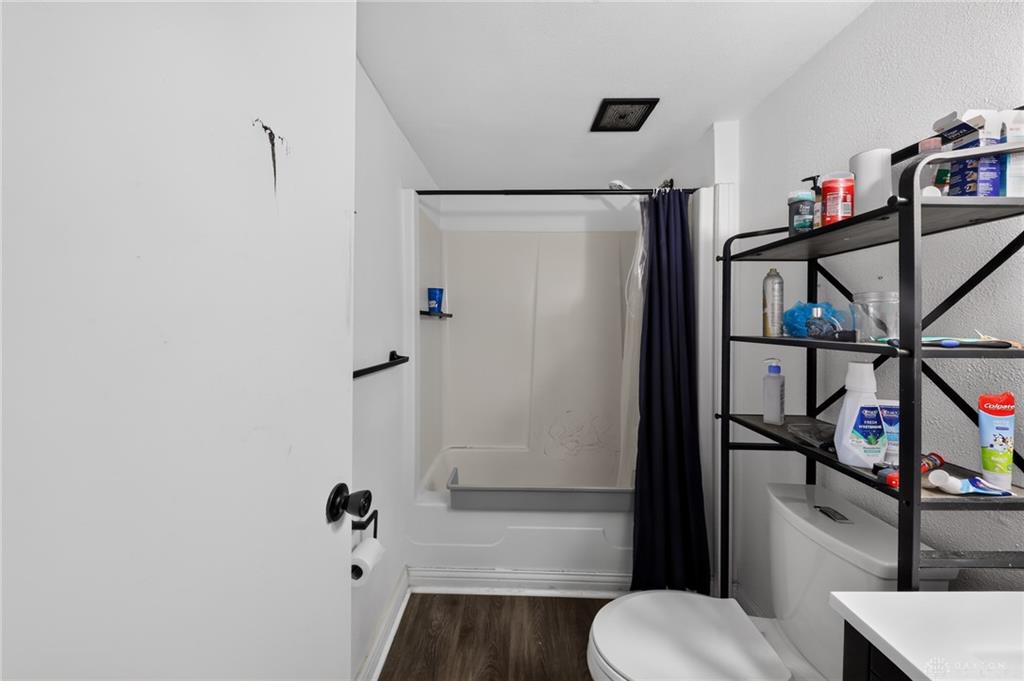 1005 Aukerman Property Photo 18