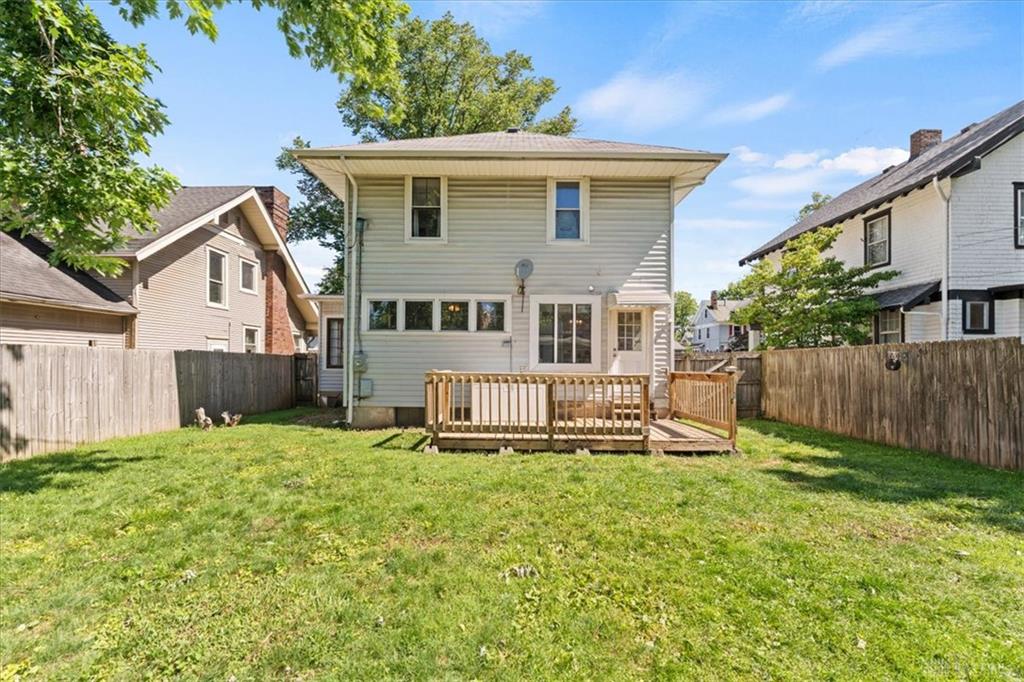 2212 Arlington Property Photo 33