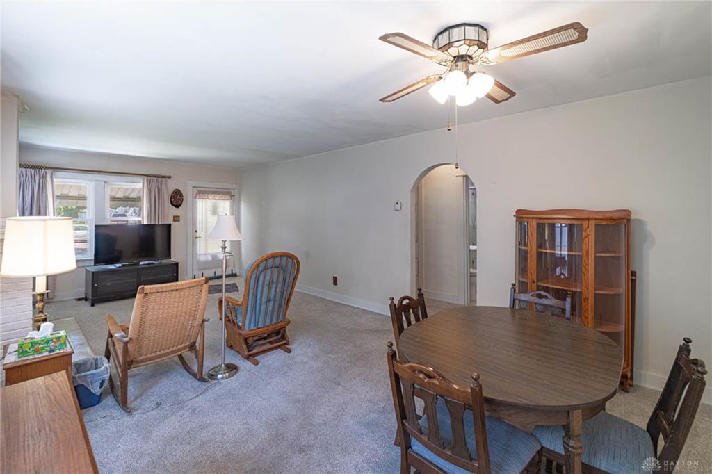 1714 Rosemont Property Photo 8
