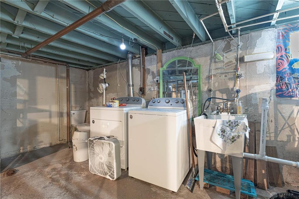 1714 Rosemont Property Photo 21