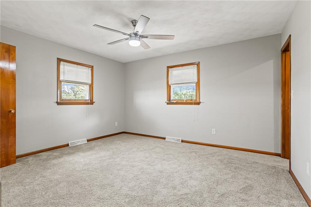535 Barnhart Property Photo 20