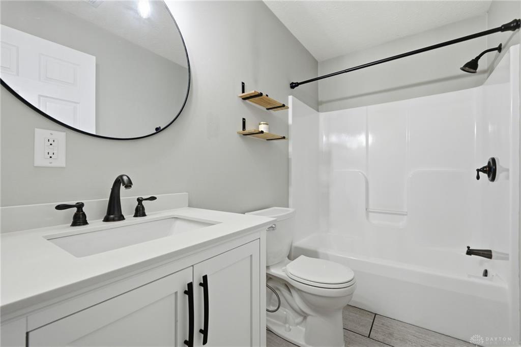 5887 Farmers B Property Photo 25