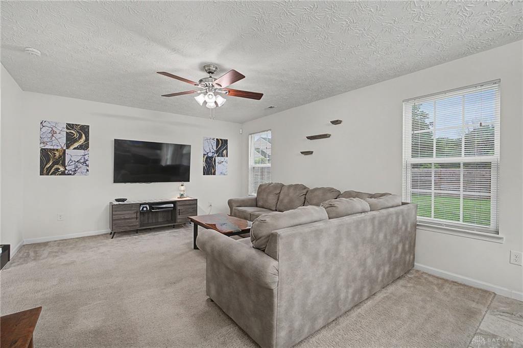 1408 Golden Eagle Property Photo 3