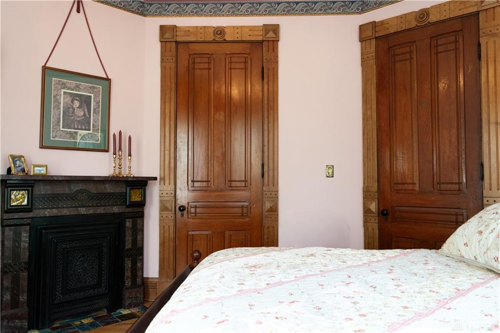 113 E South Property Photo 32