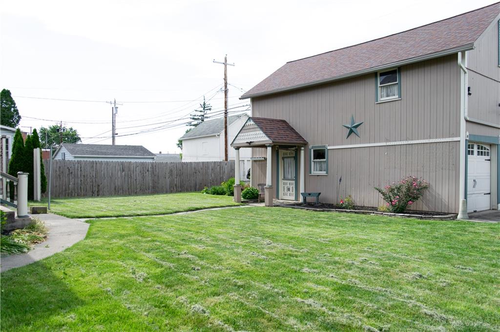 113 E South Property Photo 54