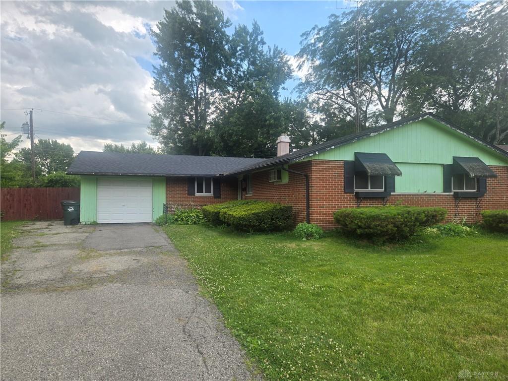816 Mapleside Property Photo 3