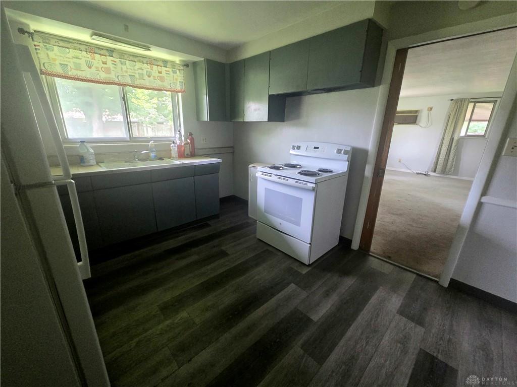 816 Mapleside Property Photo 7