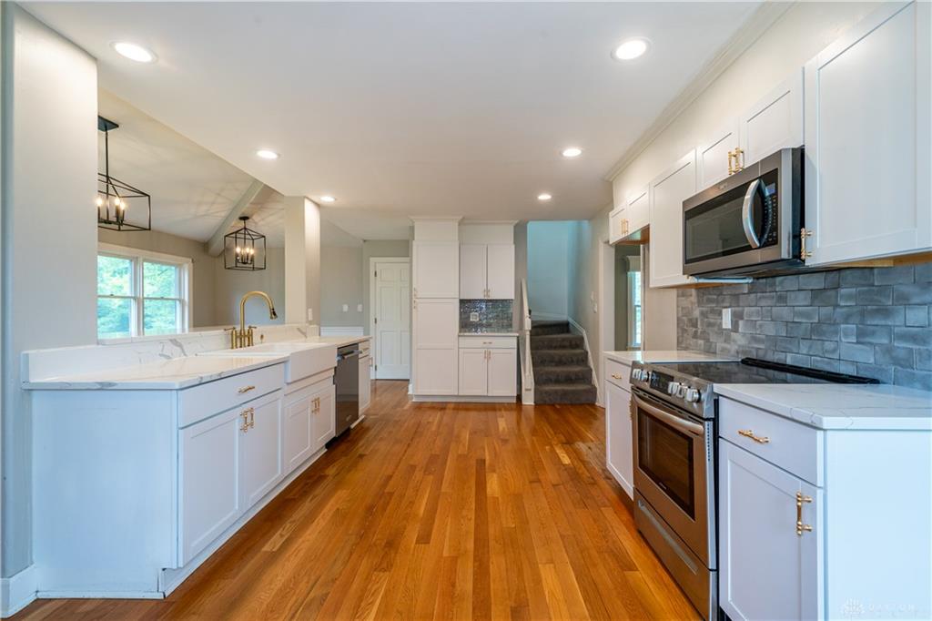 6401 Princeton Property Photo 8