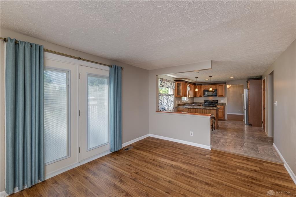 825 W Martindale Property Photo 15