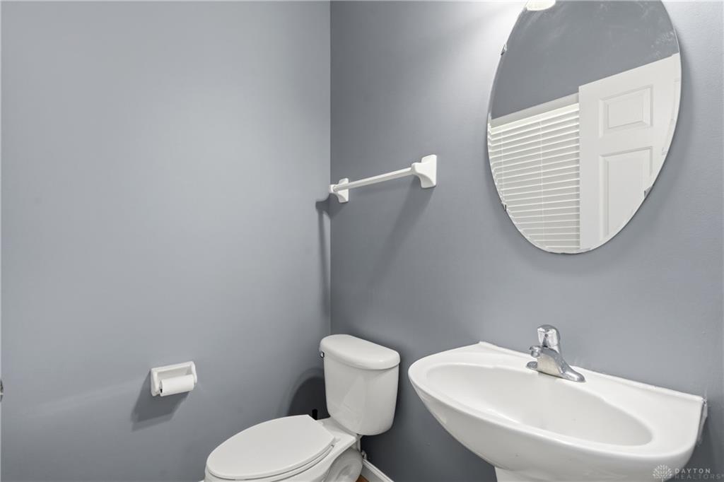 9120 Surrey Gate Property Photo 16