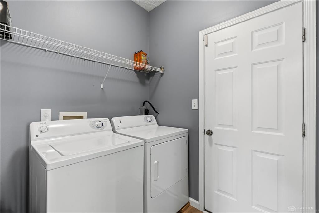 9120 Surrey Gate Property Photo 17