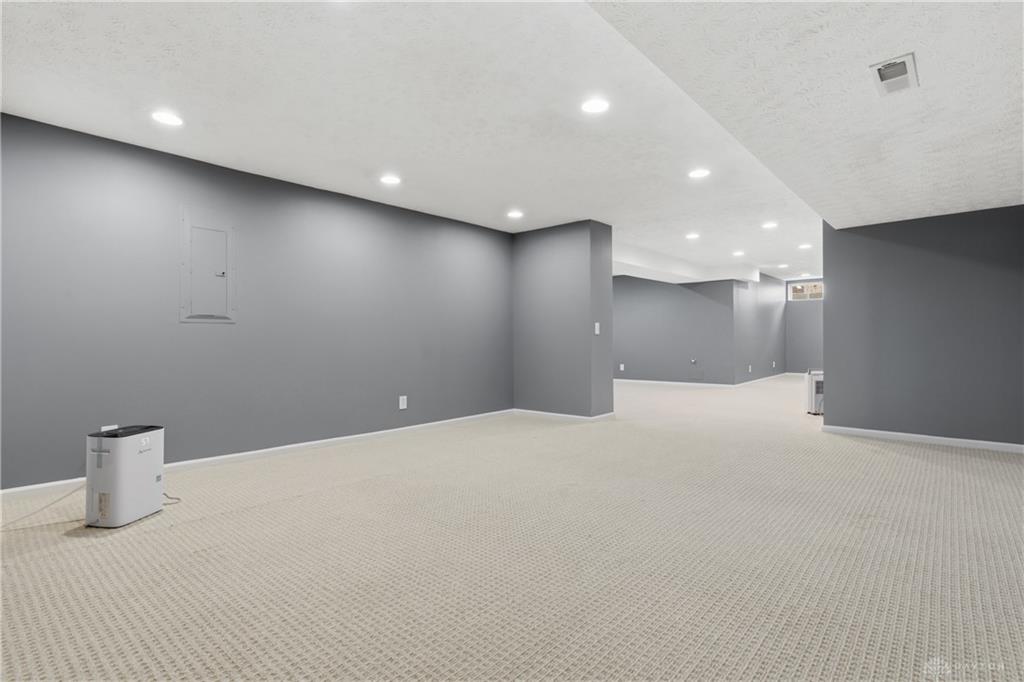 9120 Surrey Gate Property Photo 42