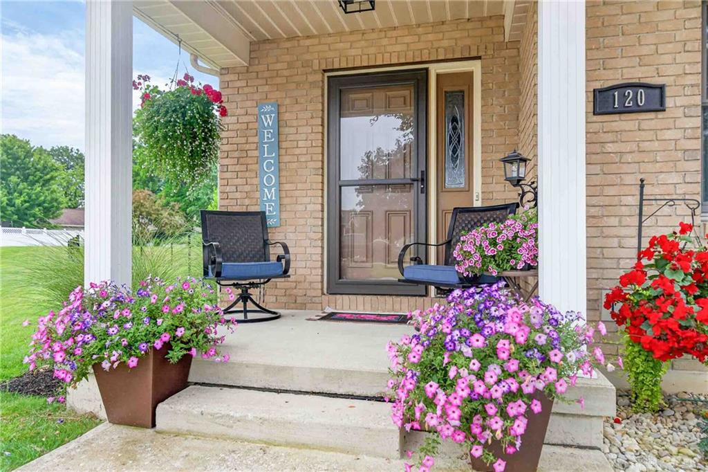 120 Village Green Property Photo 1