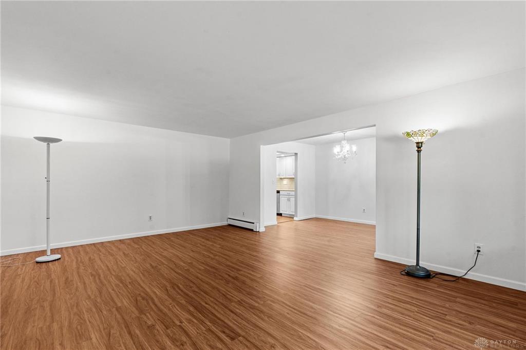 991 Stanwick Property Photo 4