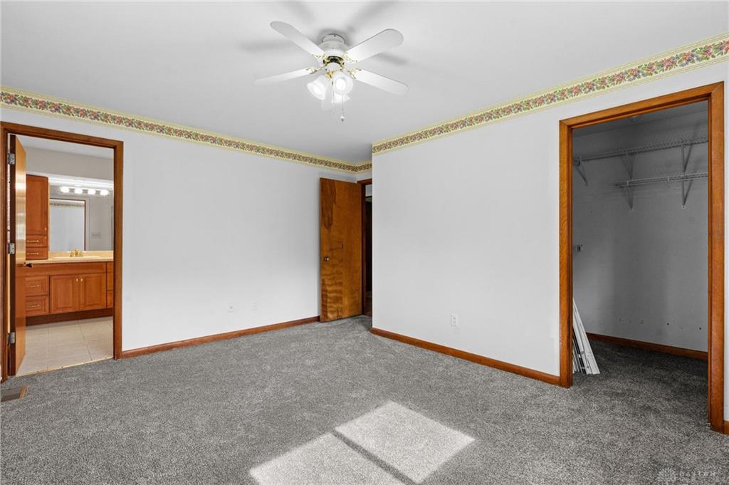 991 Stanwick Property Photo 29