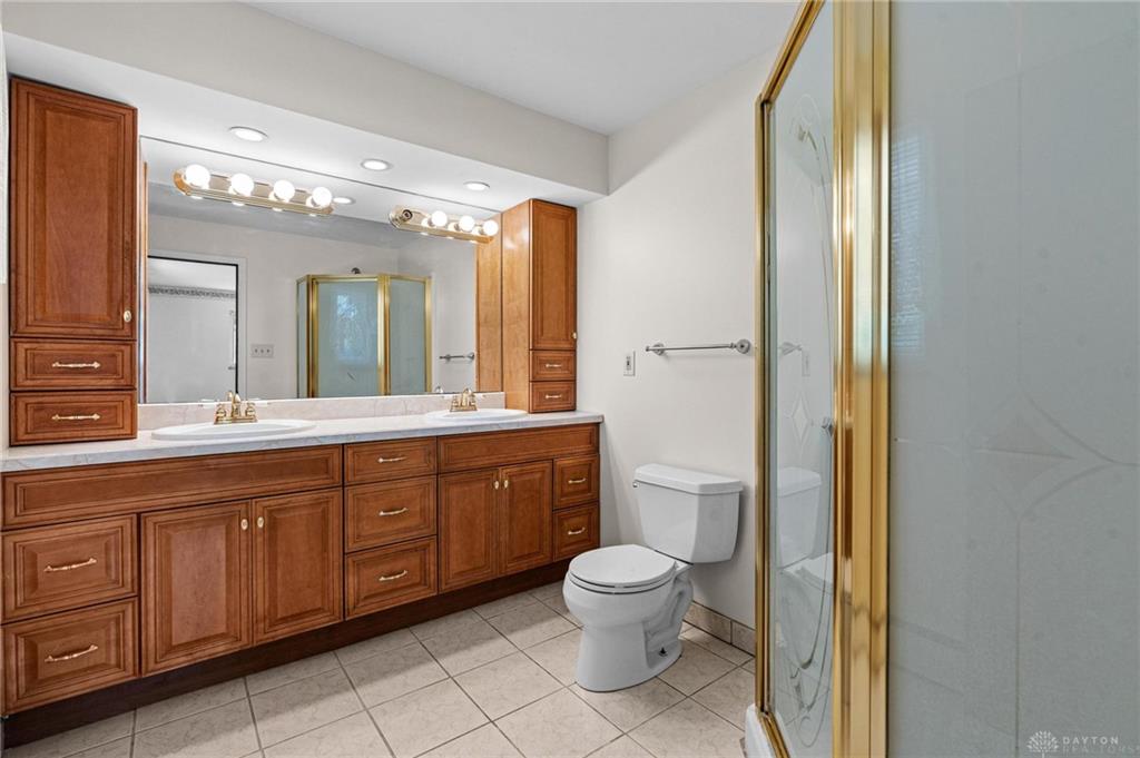 991 Stanwick Property Photo 30