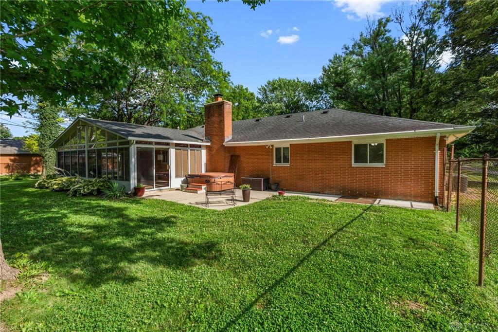 991 Stanwick Property Photo 32