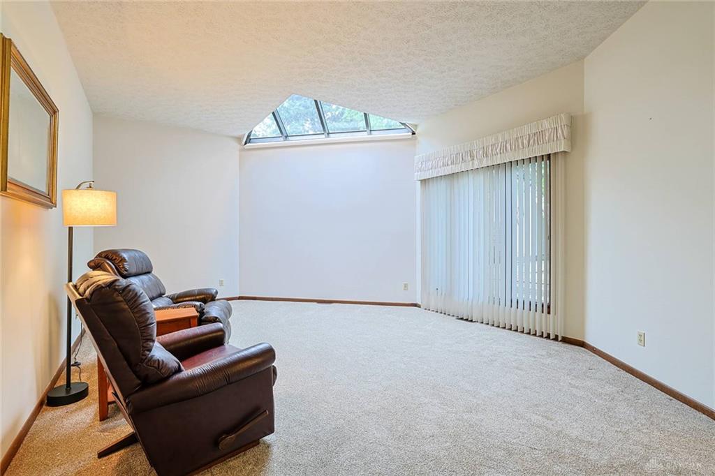 9040 S Normandy Property Photo 11