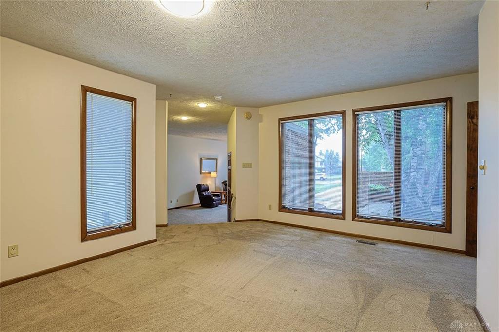 9040 S Normandy Property Photo 26