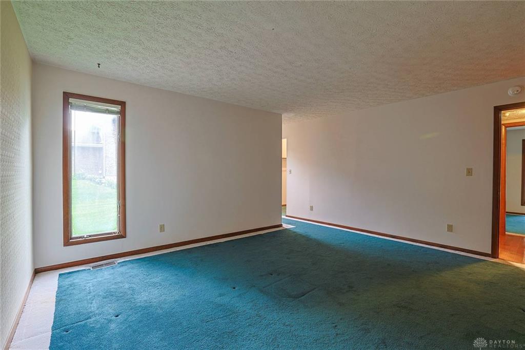 9040 S Normandy Property Photo 35