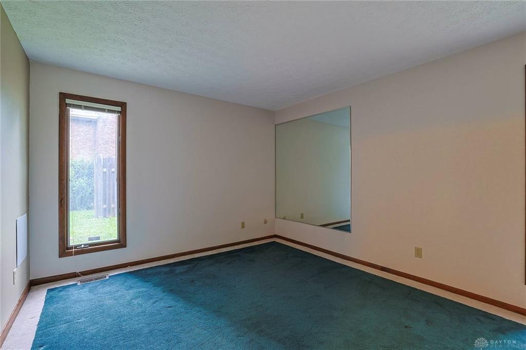 9040 S Normandy Property Photo 36