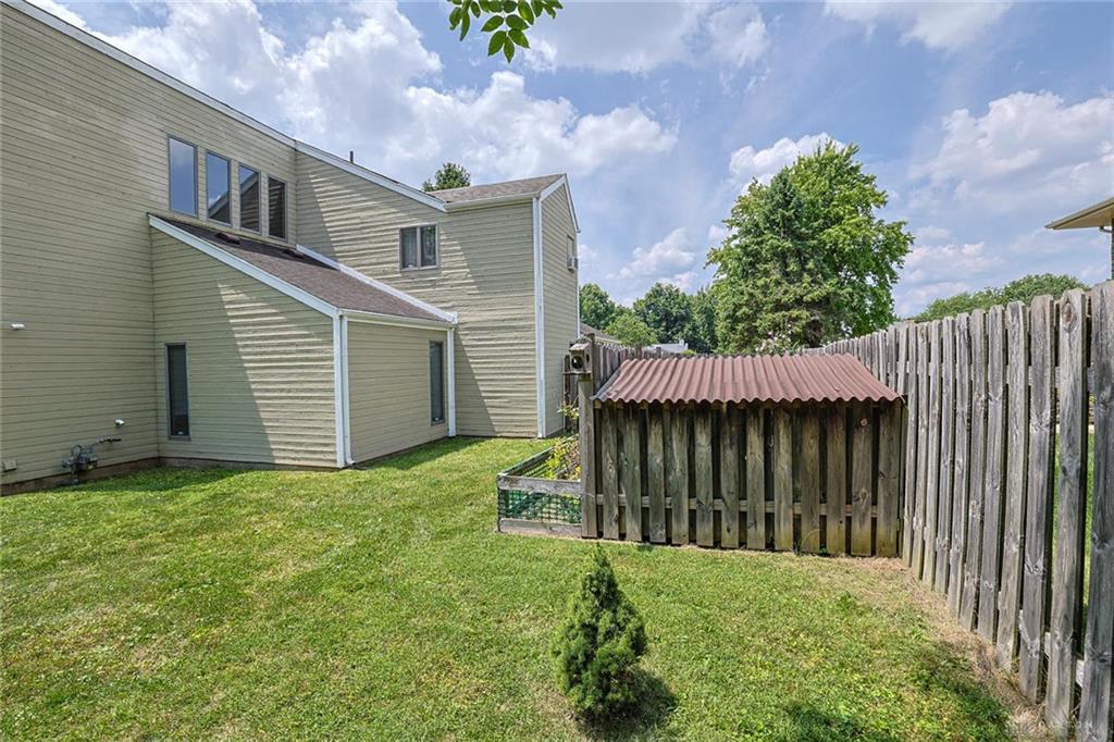 9040 S Normandy Property Photo 58