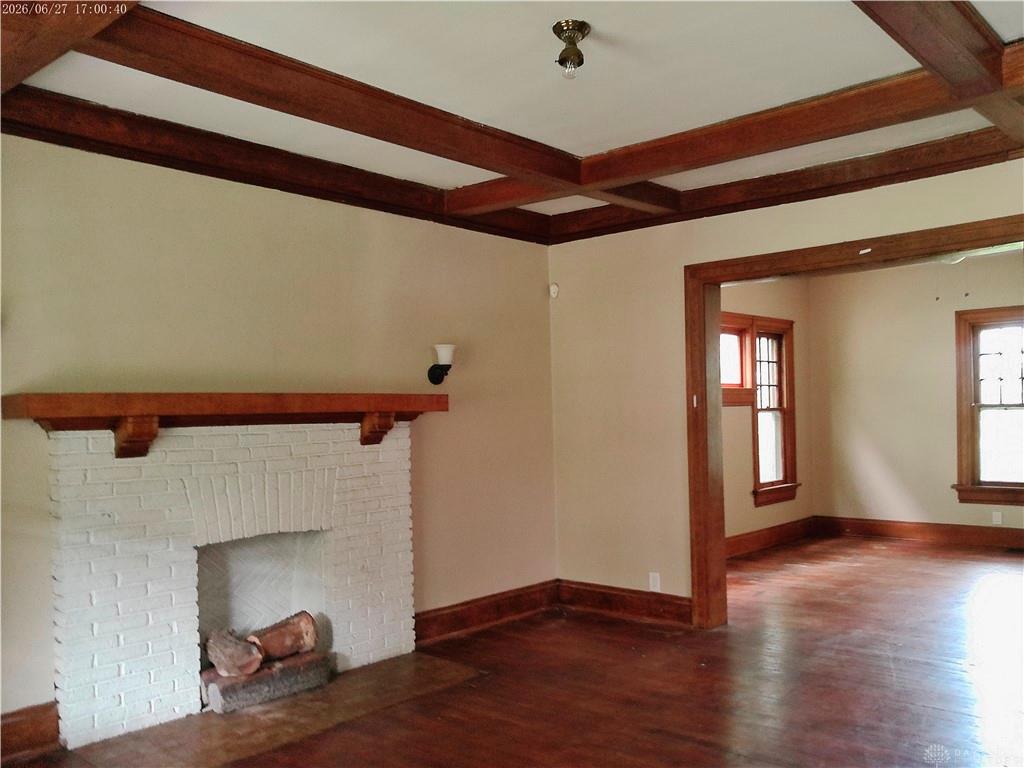 830 Manhattan Property Photo 4