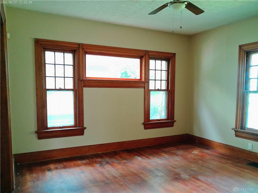 830 Manhattan Property Photo 6