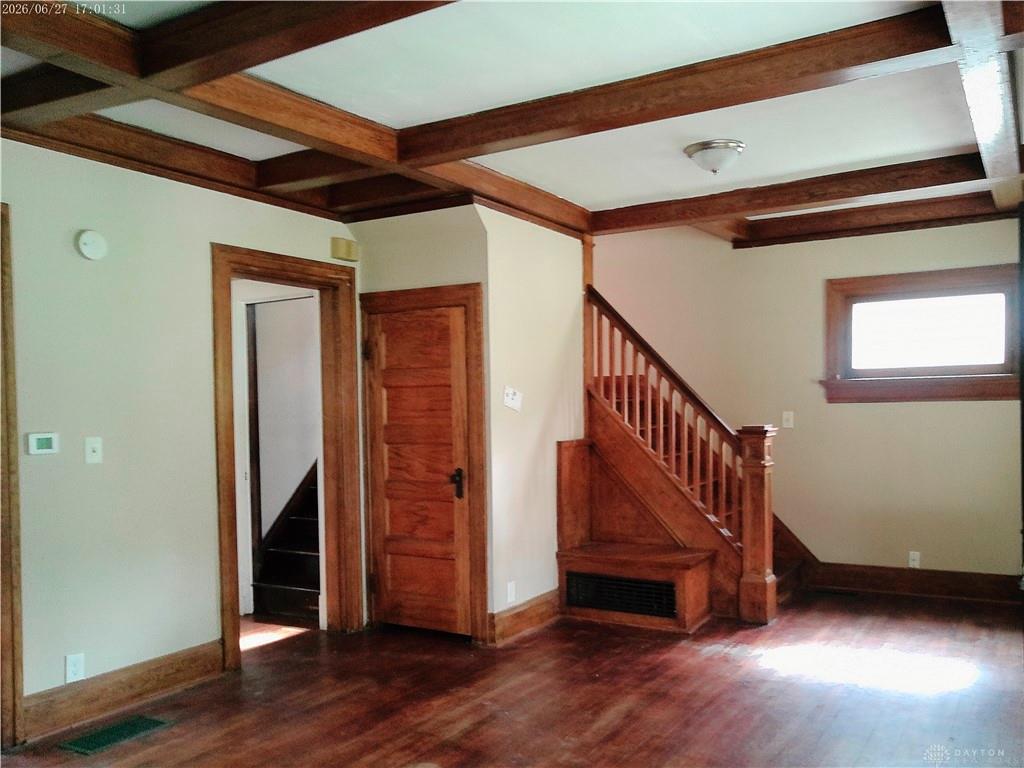 830 Manhattan Property Photo 8