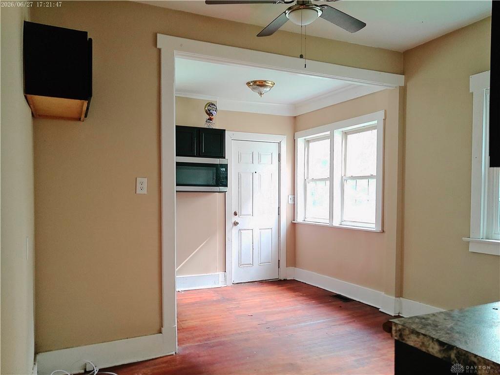 830 Manhattan Property Photo 10