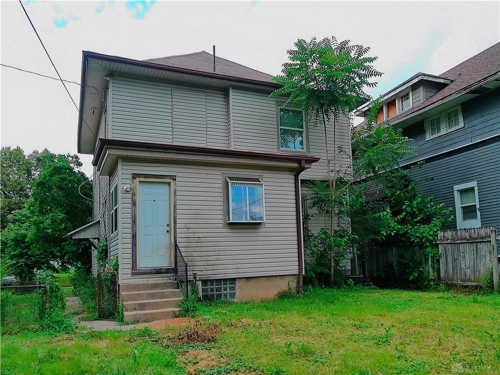 830 Manhattan Property Photo 21