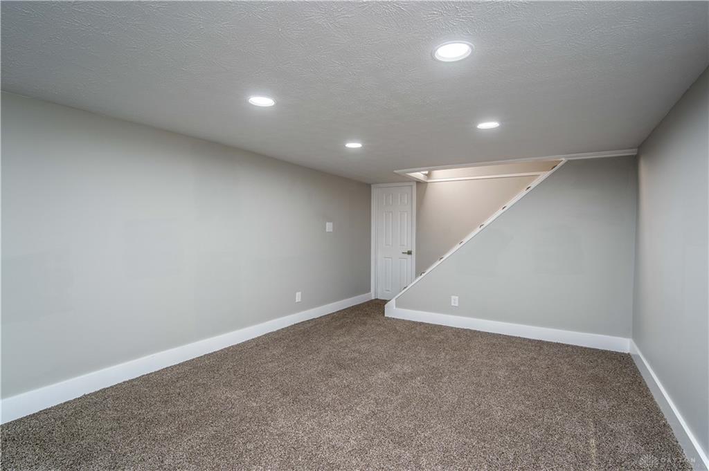913 Charlotte Property Photo 29